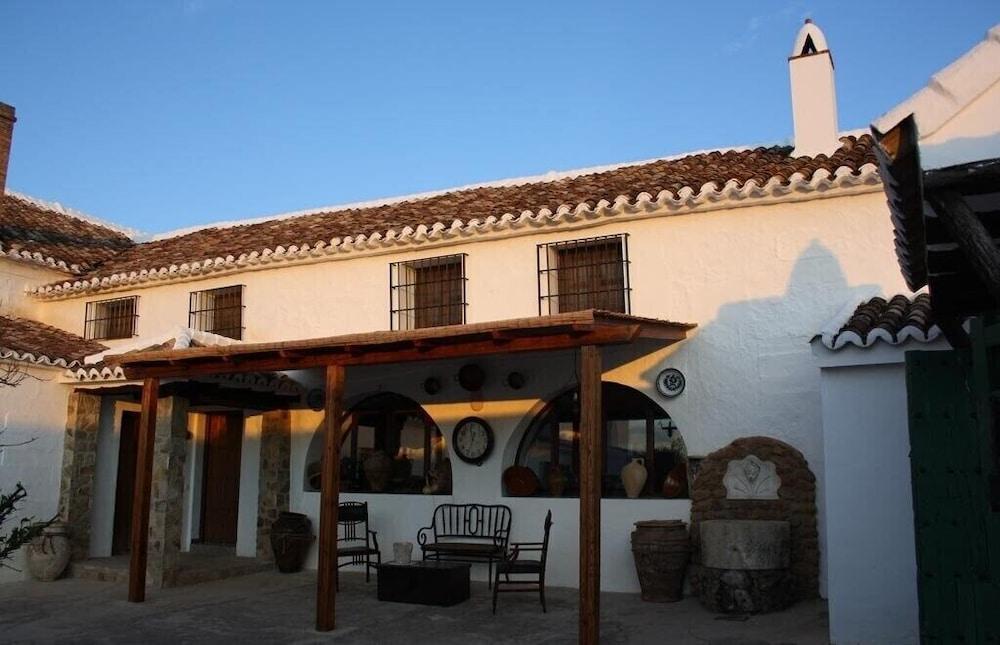 Holiday home Cortijo Alzamigaja *